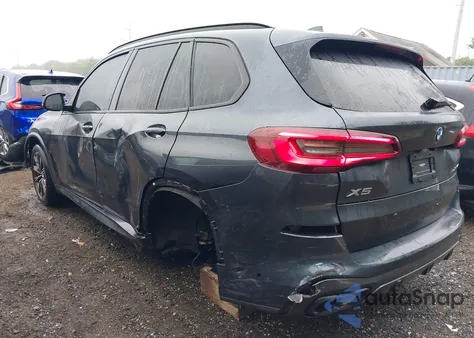 2022 BMW X5 xDrive40I z USA, uszkodzony, nr VIN 5UXCR6C05N9L89754